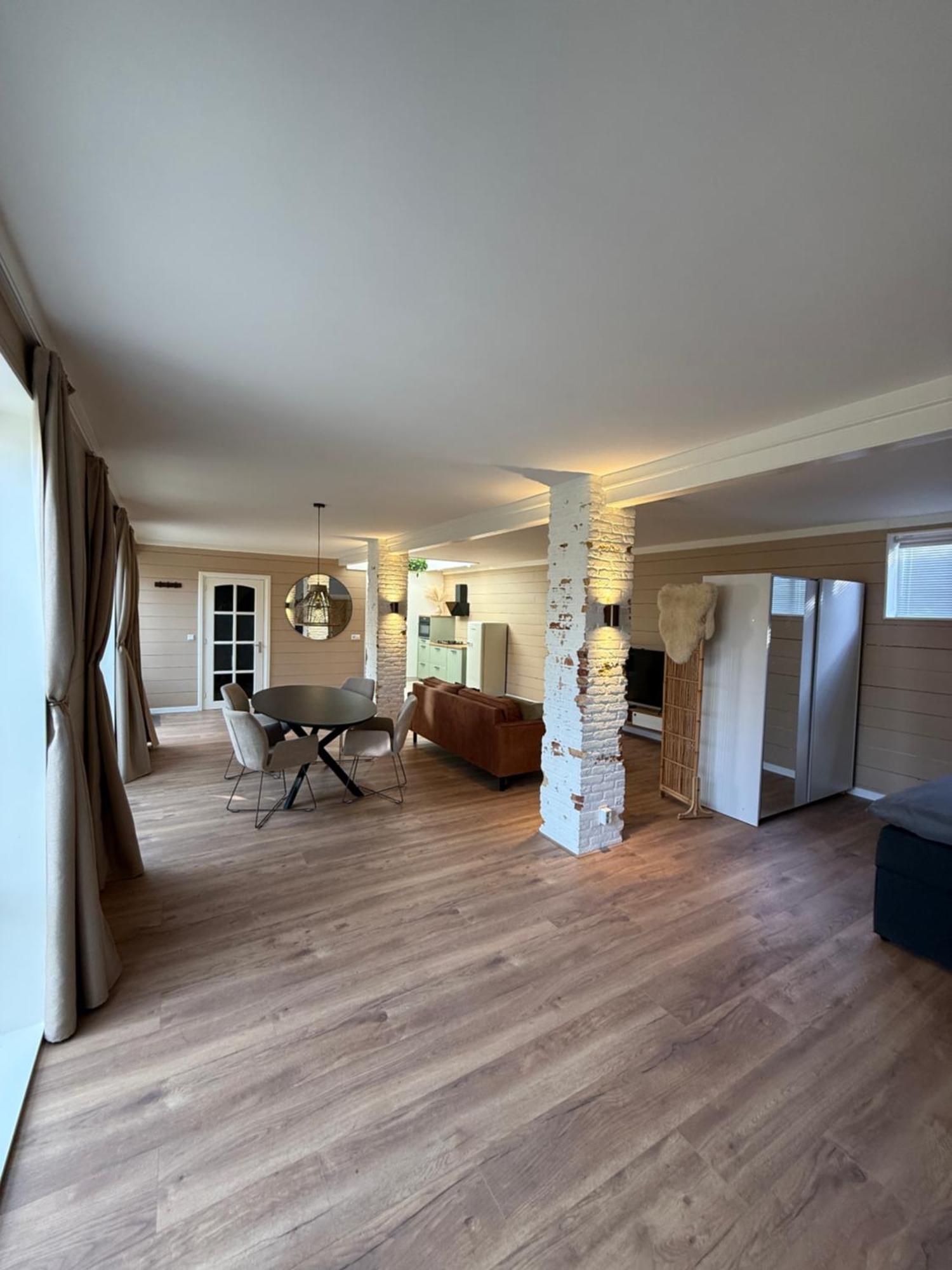 Spacious 70M2 Apartment In City Centre With Lovely Terrace Alkmaar Esterno foto